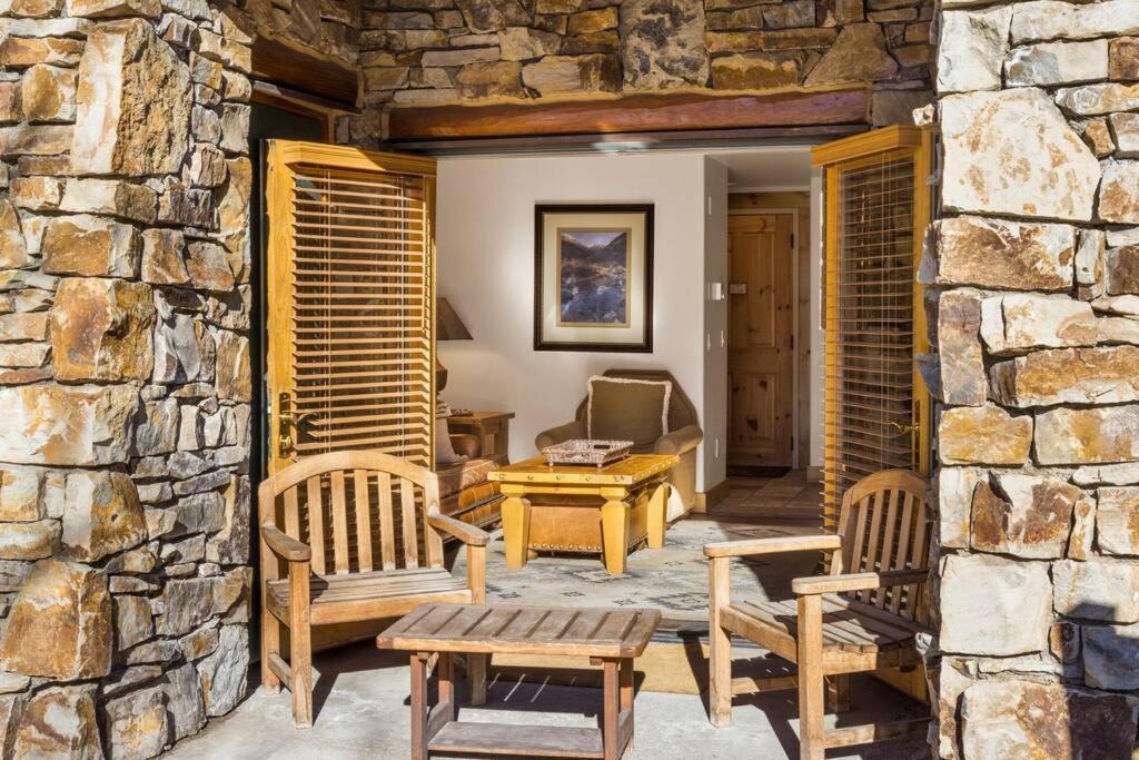 Blue Collar Boutique: Affordable Adventure Aparthotel Telluride Exterior foto